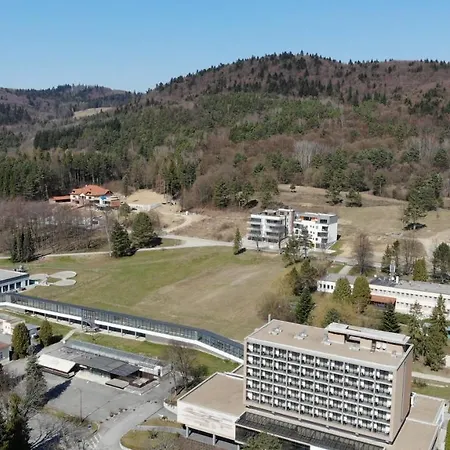 Penthouse Apartman Rezidencia Mineral Bardejovske Kupele Exterior photo