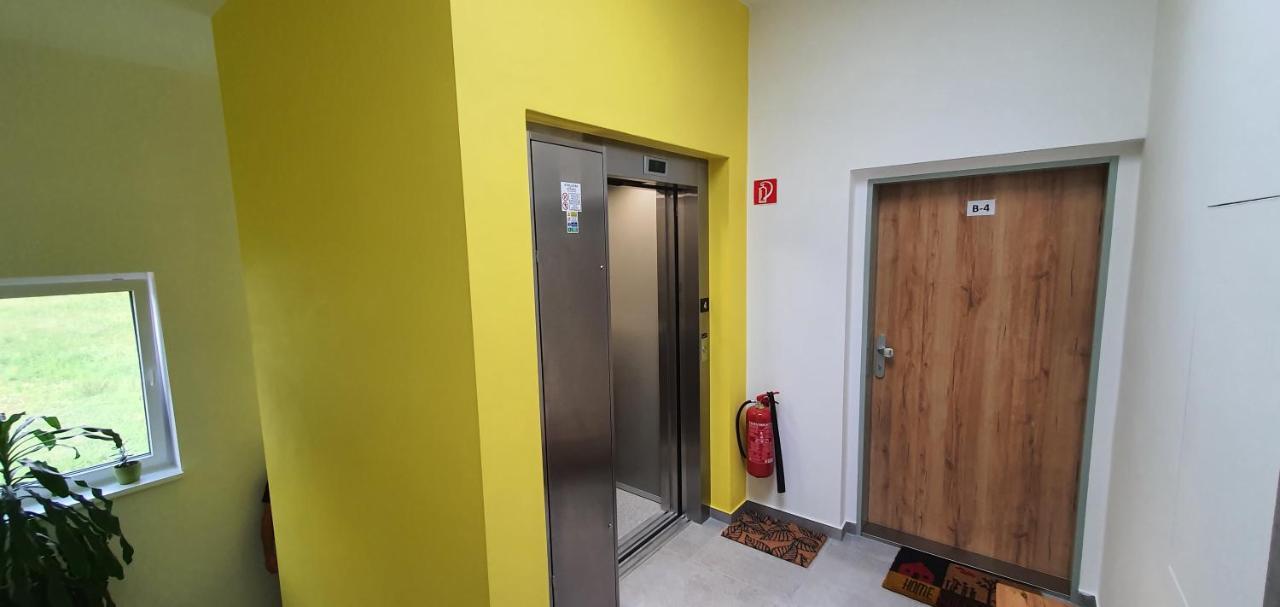 Penthouse Rezidencia Mineral Apartment *